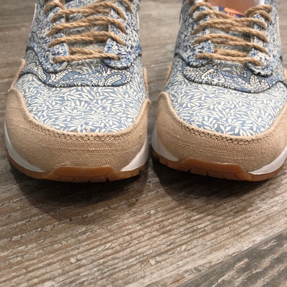 nike shoes limited edition